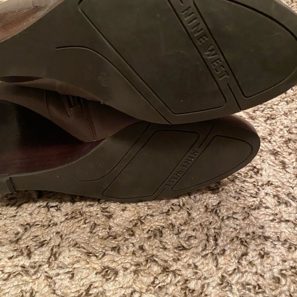 Gray leather knee high boots - Picture 5 of 5